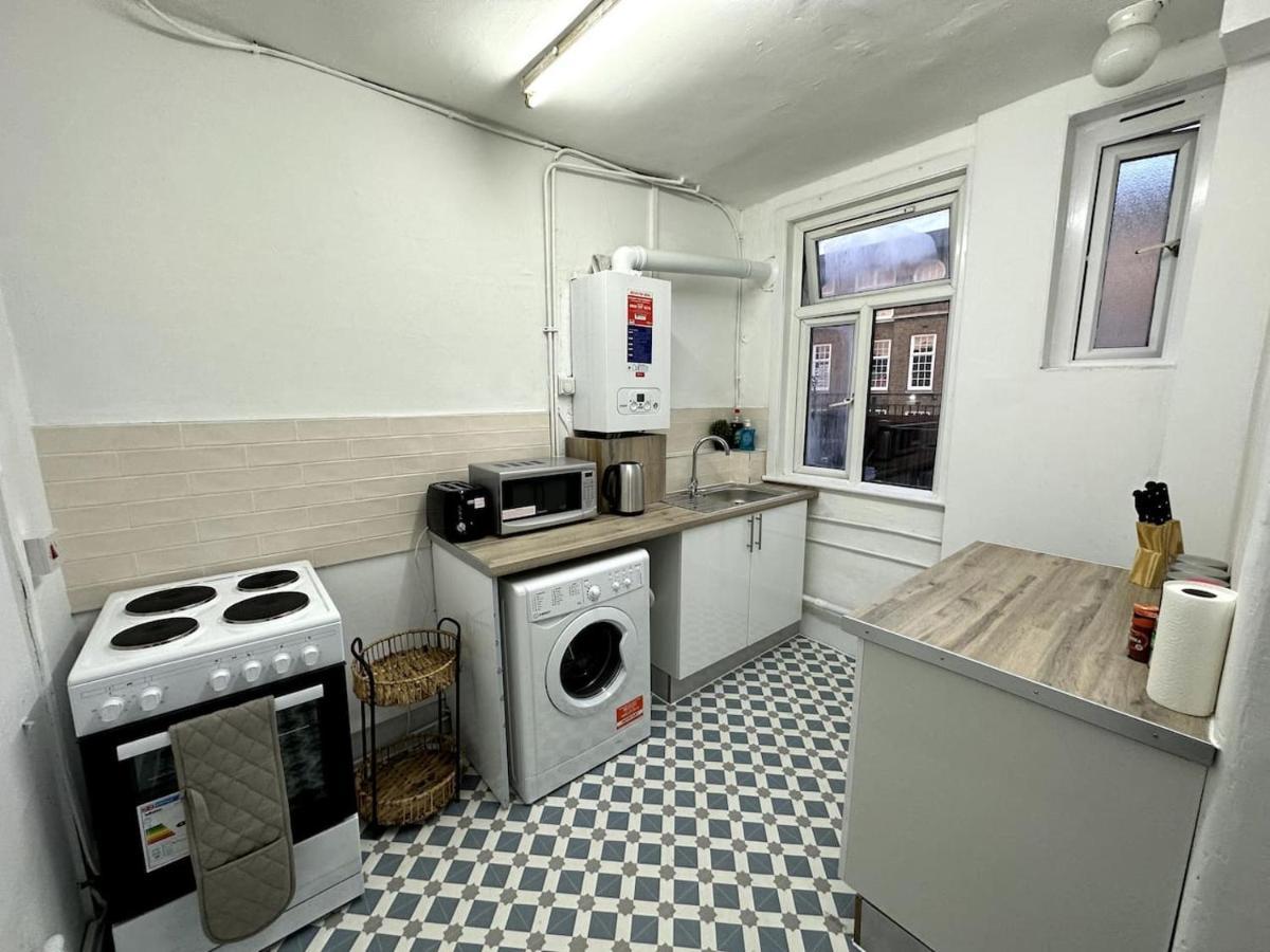 Wonderful 2 Bedroom On Tower Bridge Londra Dış mekan fotoğraf